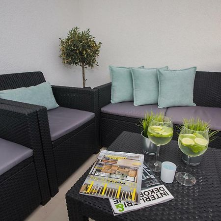 Apartment Luni Primošten Exteriér fotografie