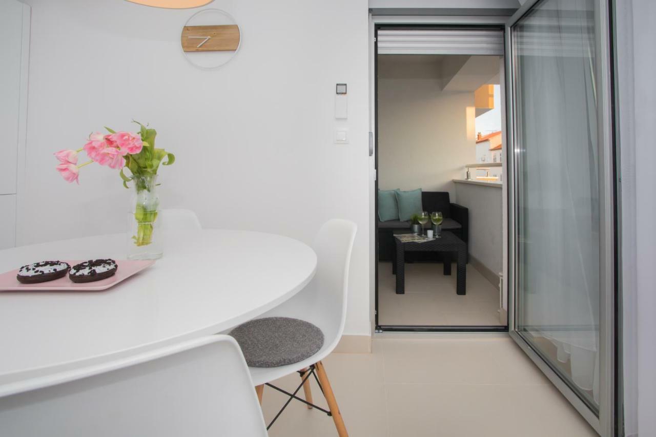 Apartment Luni Primošten Exteriér fotografie