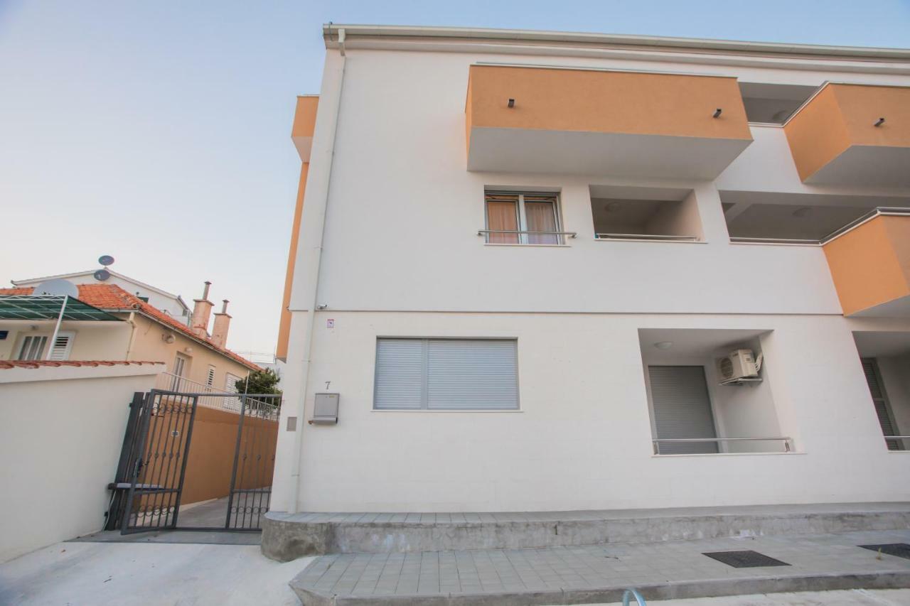 Apartment Luni Primošten Exteriér fotografie